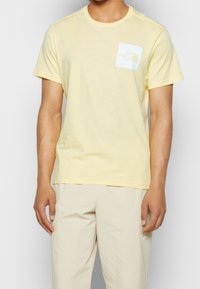 The North Face Camiseta estampada - sand