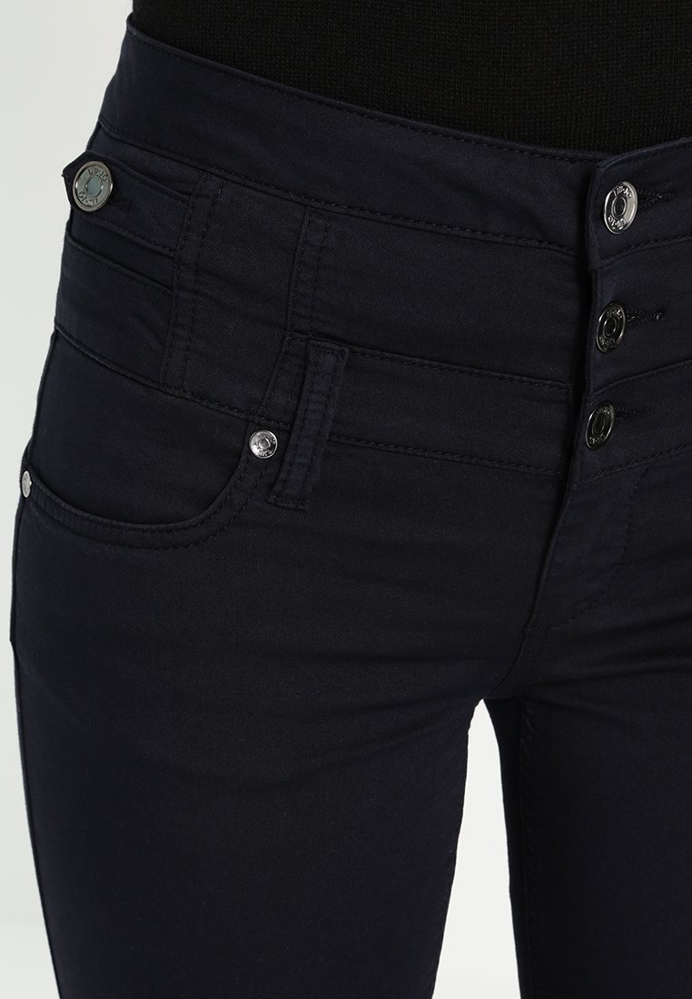 Último Respetuoso Surichinmoi Liu Jo Jeans BOTTOM UP RAMPY - Jeans Skinny Fit - blu navy/donkerblauw - Zalando.be Último Respetuoso Surichinmoi Liu Jo Jeans BOTTOM UP RAMPY - Jeans Skinny Fit - blu navy/donkerblauw - Zalando.be