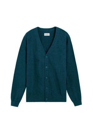 Cárdigan color azul verdoso hecho de una tela suave, con escote en V, mangas largas y cierre de cinco botones. Presenta puños y dobladillo acanalados.