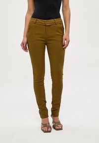 Slim-fit, olivgröna byxor tillverkade av stretchtyg. Har en midjeförslutning med knapp, framfickor och uppvikta fållar för en skräddarsydd look.