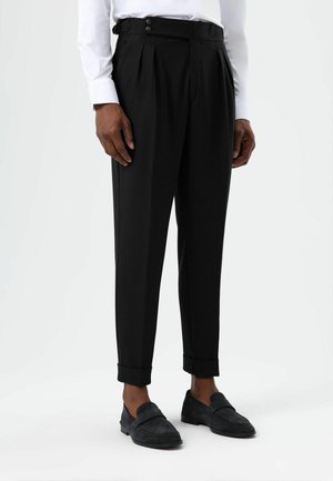 PLEATED - Broek - black