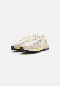 Lacoste ELITE ACTIVE 223 - Sneaker low - off white/light green