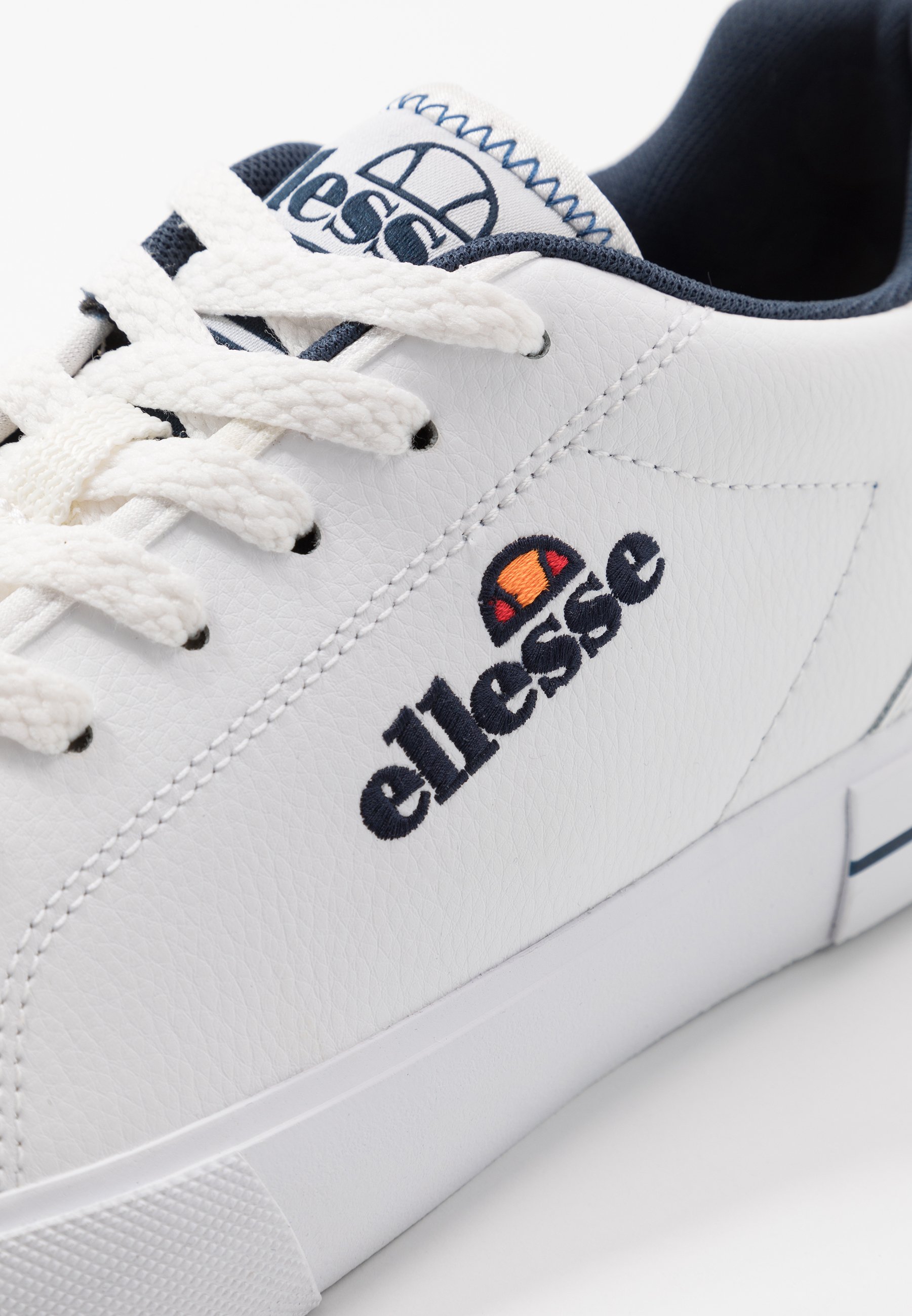 ellesse classic trainers