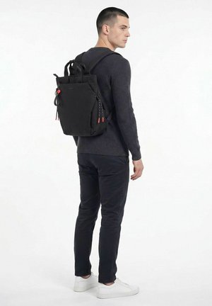 Hedgren, STRING DAYPACK 31 CM UNISEX - Tagesrucksack - black