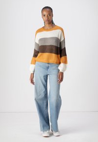 JDY JDYBADUT PULLOVER - Strickpullover - golden ochre