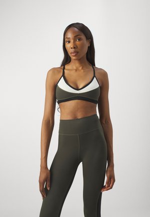 OVERLAND 2 BRA - Medium support sports bra - forest night/whisper white