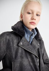 ONLY ONLMACY WASHED BIKER - Jakna iz umetnega usnja - phantom