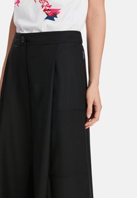 Marc Cain Stoffhose - black