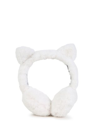 Witte pluizige oorwarmers met aangehechte kattenoren bovenop, ontworpen voor warmte en een speelse stijl.