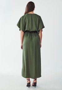 WILLA BRENA  - Maxikleid - khaki