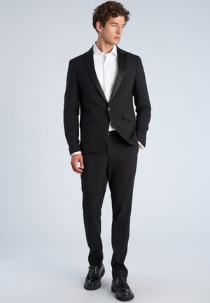 Lindbergh, RESPONSIBLY STRETCH TUXEDOSUIT - Completo - jet black
