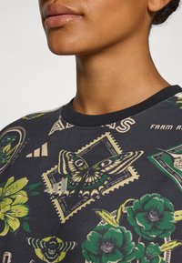 adidas Sportswear FARM DRESS - Obleka iz džersija - black/amazon green/preloved lime