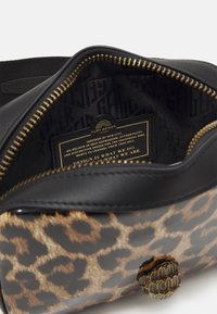 Kurt Geiger London Sac bandoulière - brown