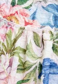 BUBBLE HEM - Ballonnederdele - floral