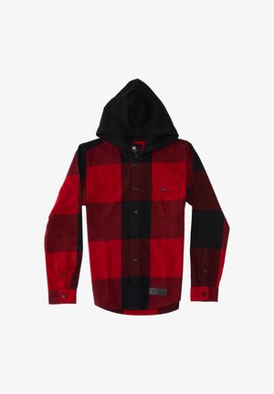 Chemise à manches longues à carreaux rouges et noirs avec capuche noire, fermeture boutonnée, poche poitrine et poignets boutonnés.