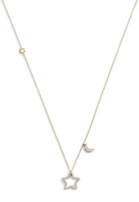 Collana in oro con pendente a forma di stella e luna crescente, arricchita da piccoli cristalli trasparenti e una delicata catena.