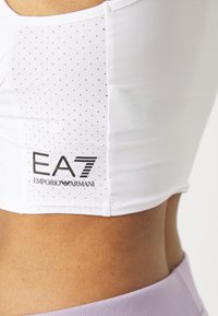 EA7 Emporio Armani TENNIS PRO LAB BRA - Športni modrček z rahlo podporo - brilliant white