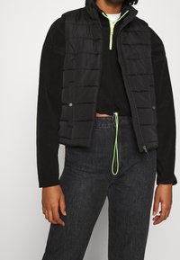 Vero Moda Smanicato - black