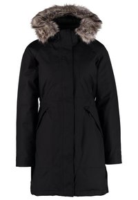 Sort parka-jakke med hætte foret med kunstpels, lange ærmer, to sidelommer og justerbar talje for en tætsiddende pasform.