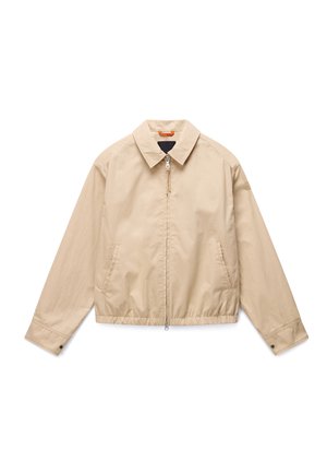 Beżowa lekka kurtka z pełnym suwakiem z przodu, kołnierzem, elastycznym paskiem w talii, bocznymi kieszeniami oraz mankietami zapinanymi na guziki.