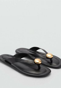 Mango Sandalias de dedo - black