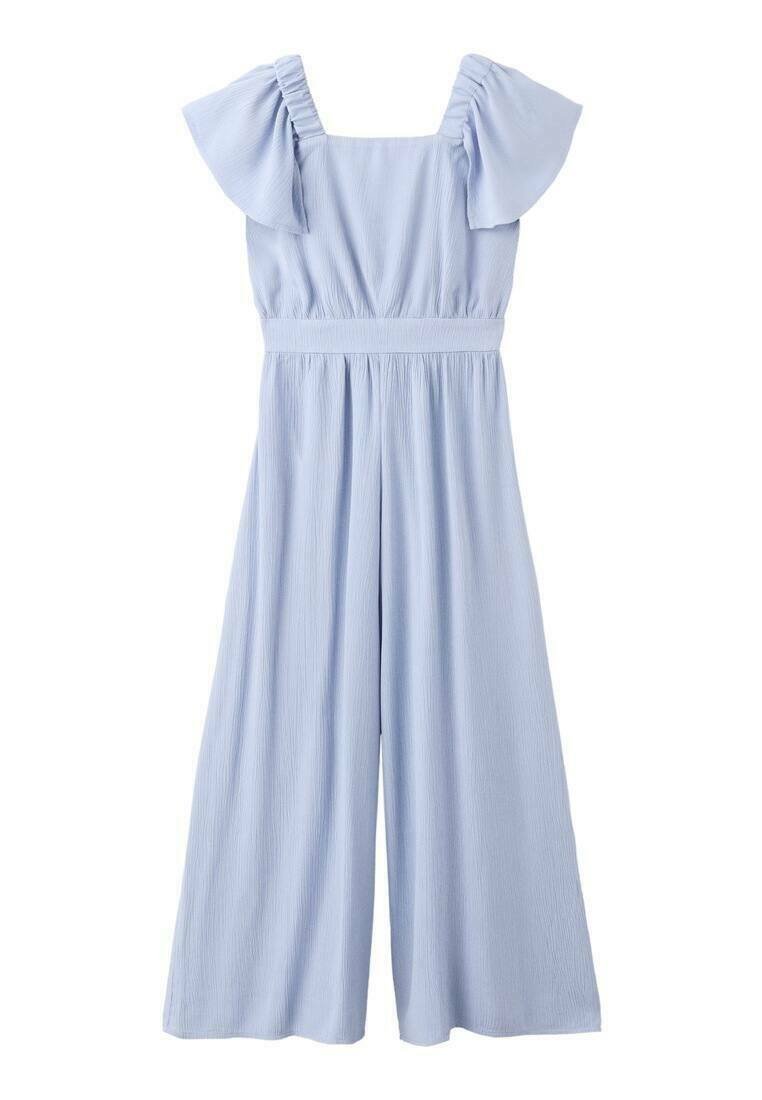 Lyseblå heldragt med firkantet halsudskæring, flagrende ærmer og elastisk talje. Fremstillet af tekstureret stof med vide ben.