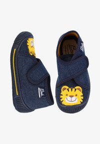 Beck Tigerle Hausschuhe Für Kinder – Knöchelhoch, Mit Klettverschluss & Rutschfester Sohle Beck Tigerle Hausschuhe Für Kinder – Knöchelhoch, Mit Klettverschluss & Rutschfester Sohle