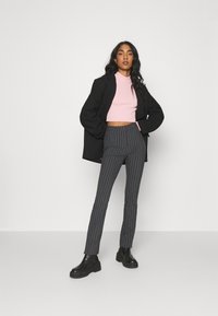 Weekday ALECIA TROUSER - Calças - antracite