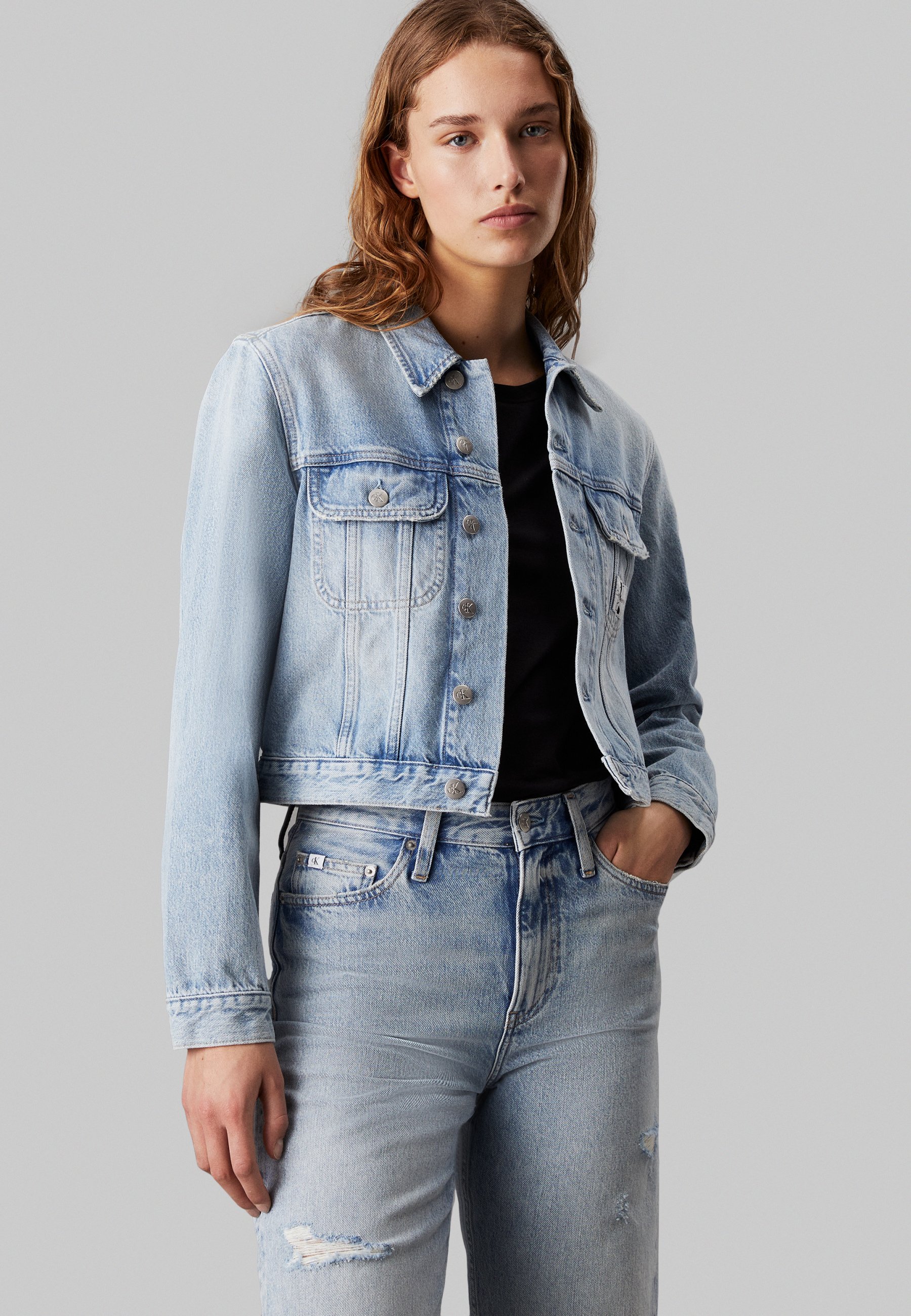 Calvin Klein Jeans CROPPED - Denim jacket - denim light/light-blue  display picture 1