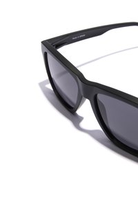 Hawkers ONE LS RAW POLARIZED - Päikeseprillid - black