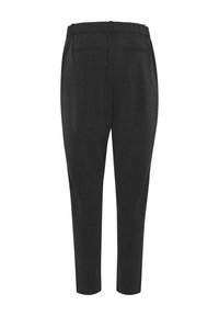 Donkergrijze broek met een taps toelopende pasvorm, voorzien van een elastische tailleband en twee achterzakken, gemaakt van een gladde, gestructureerde stof.