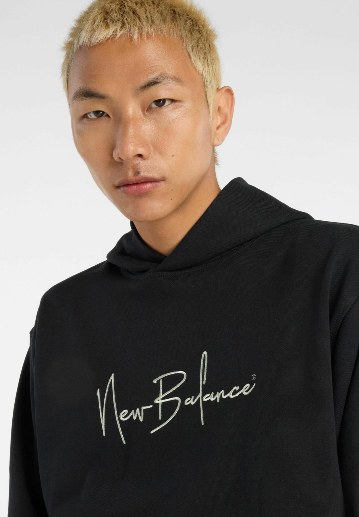 ATHLETICS SIGNATURE