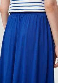 s.Oliver A-lijn rok - royalblau