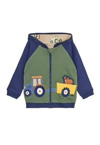 Zelena in mornarsko modra zip-up kapuca z apliko traktorja in prikolice, ki ima na sebi rjave živali. Mehak material. Raglan rokavi. Podložena kapuca.