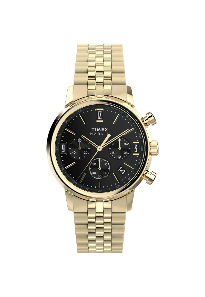 Montre-bracelet chronographe en or avec un cadran noir, dotée de trois sous-cadrans, d'aiguilles dorées et d'un bracelet en acier inoxydable.