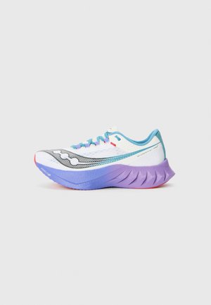 ENDORPHIN PRO 4 - Road running shoes - white/shadow
