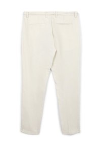 Helle beigefarbene Hose aus gewebtem Stoff, mit geradem Schnitt, Gürtelschlaufen und zwei Gesäßtaschen. Glatte Textur mit minimalen Details.