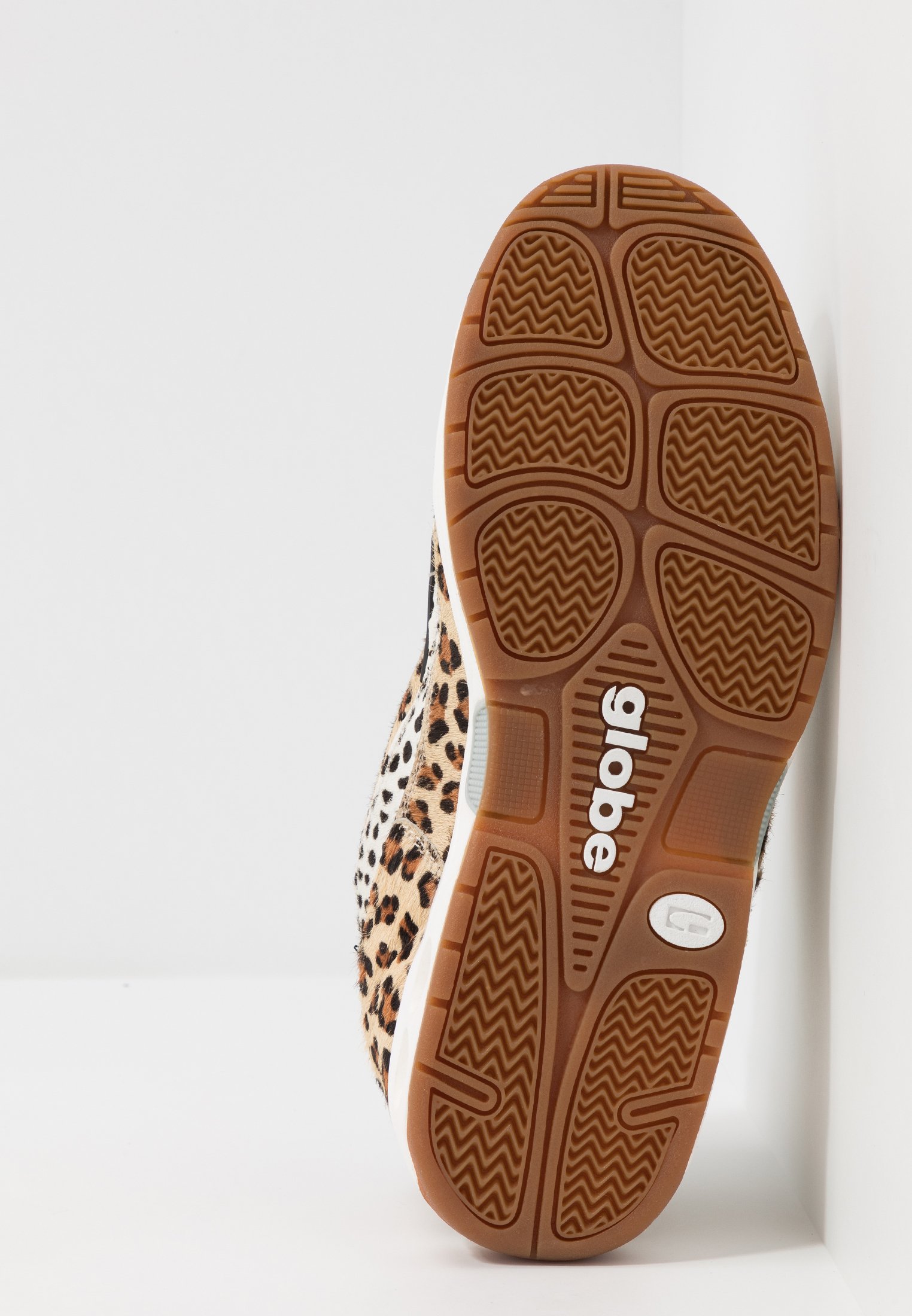 Globe CT IV CLASSIC Skatesko beige Zalando.no Globe TILT Skatesko dusty oliveblack Zalando.no