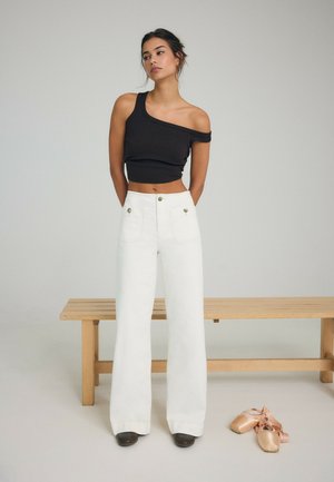 Stradivarius, D77 MINIMALIST JEANS WITH POCKETS - Široké nohavice - beige