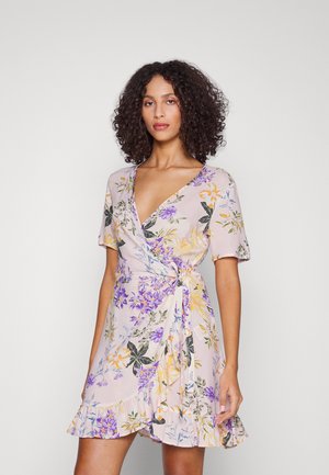ONLY Tall ONLNOVA LUX MARLIE WRAP DRESS - Φόρεμα ημέρας - soft pink