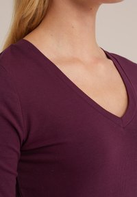 WE Fashion Langarmshirt - violet