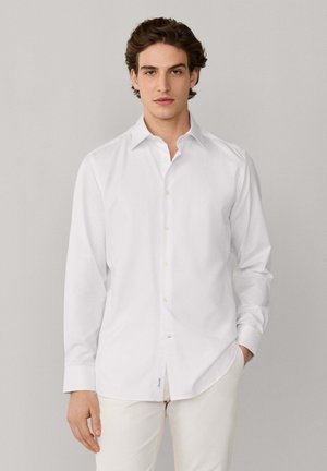 CLSP SOLID TWL NO PK - Camisa - white