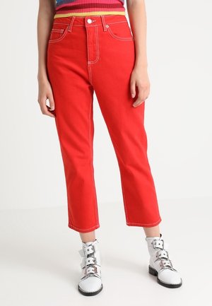 Relaxed fit jeans - red