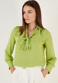 LELA - REGULAR FIT - Bluse - olive Thumbnail-Bild 1