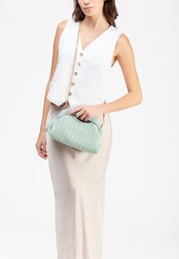 Miriade ASTRID - Clutch - aloe