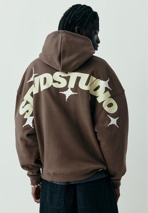 PULL&BEAR STWD STUDIO - Pulover s kapuco - brown