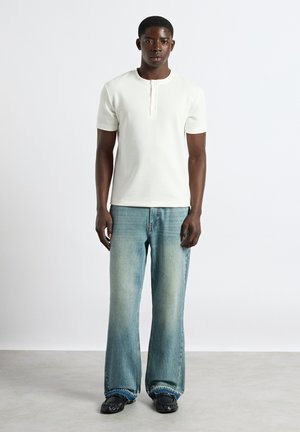 Burocs, FLARED OPEN HEM - Дънки с широк крачол - azure blue