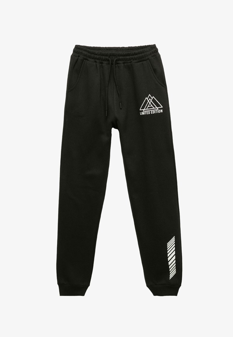 Sorte joggebukser med snørebånd i taljen, sidelommer, hvidt bjerg-logo og en stribet detalje på venstre ben. Blødt materiale, tætsiddende pasform.