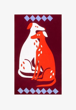Dwa stylizowane psy, jeden biały i jeden czerwony, siedzą obok siebie na bordowym tle. Projekt zawiera jasnoniebieskie kształty diamentów powyżej.