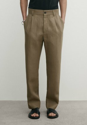 Chino - brown